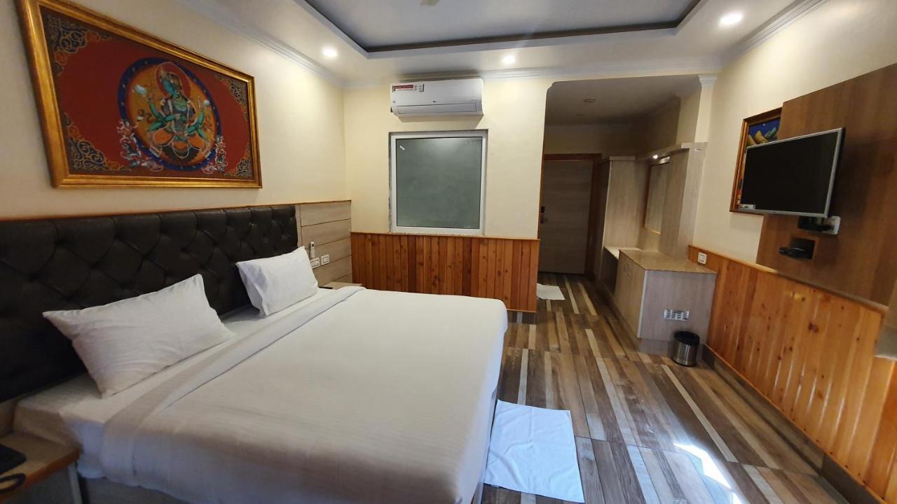 Nomadic Inn Dharamshala Eksteriør billede