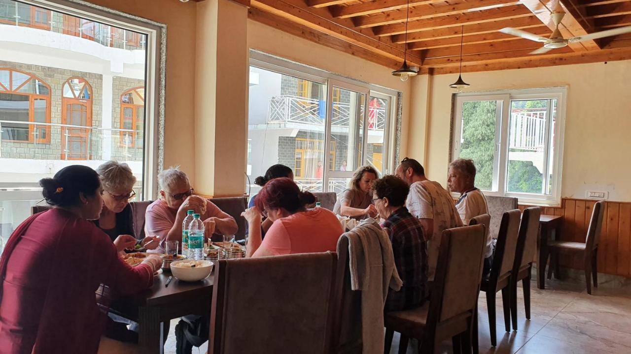 Nomadic Inn Dharamshala Eksteriør billede